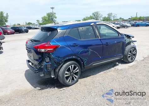 2019 Nissan Kicks Sr from USA, damaged, VIN 3N1CP5CU5KL562019